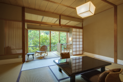 Jukoku (10 tatami mats + wide veranda, with an indoor bath with natural hot spring water)