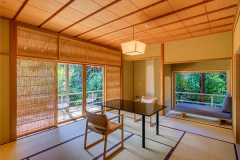 Kangetsuan (10 tatami mats + 6 tatami mats, with an indoor bath with natural hot spring water)