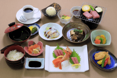 *【夕食/なはり御膳】高知の美味しいものを詰め込んだ御膳料理です。