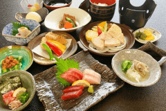 *【夕食/土佐まぐろ太和御膳】マグロ漁船の名を冠した当館のイチオシメニュー。