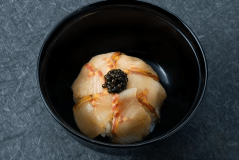 【６月限定】　キャビアだけじゃない！　　チョウザメの魅力を味わい尽くす至極の【極】囲炉裏会席 ✕フリーフロープラン（お土産付き）