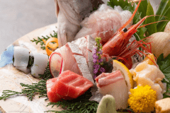 日本海の恵み・・旬魚の饗宴！加賀の醤油で食す旬魚懐石とプライベート空間で過ごす大切な時季【特選会席】