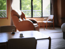 【J-Styleヴィラ】マッサージチェア付き和室ベッド／バス付 14畳