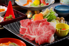 【森に包まれた癒しの空間「J-Styleヴィラ」】夕食グレードアップ！福島牛A4ロースしゃぶしゃぶ♪