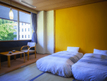 【ザ・メイン／和室ベッドルーム】お二人様のご旅行に最適なツインベッドのお部屋。