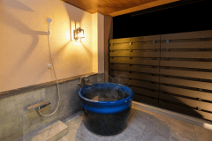 【禁煙】【お篭り風呂付】　和モダン客室【１５畳　布団】