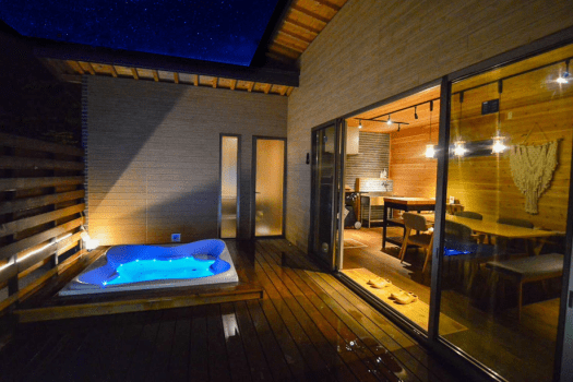 [带按摩浴缸] 豪华圆顶帐篷