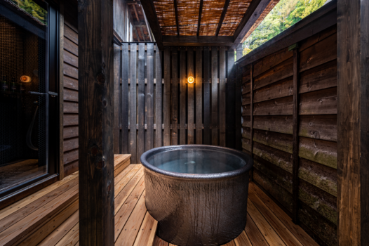 [Toshiyoshiya] 101 / Suite with semi-open-air bath（Main Building）