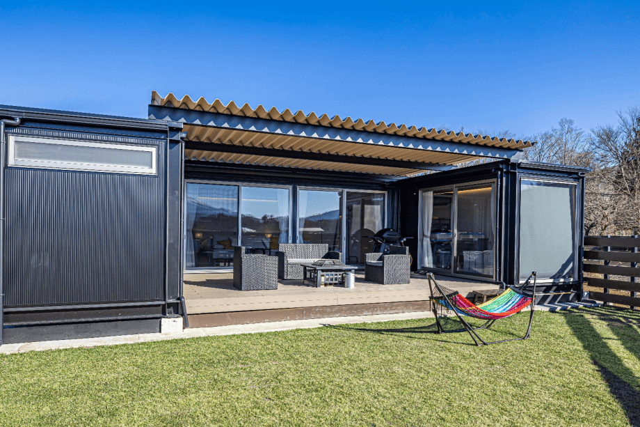 【いぬやど会員限定・公式サイトより最大20％OFF】富士山望む2種のプライベートドッグラン付きグランピング♪〈選べるお食事〉