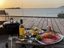 ご自由に食材等をお持ち込み頂きBBQをお楽しみ頂けます。※写真はイメージです。