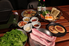 【女性限定★NAGUの韓国料理満喫プラン】朝夕食付（貸切テントサウナ込み）