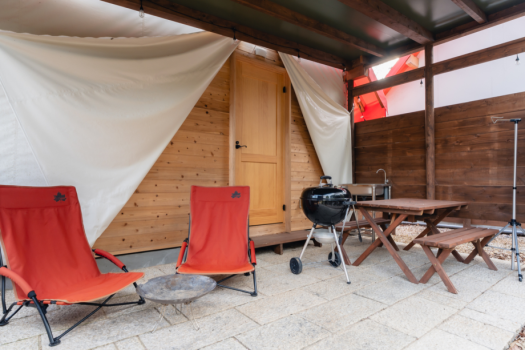 【グランピングテント】ツインルーム（シングルベッド2台）