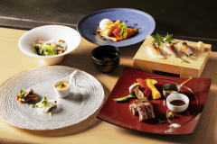 【ご夕食】［鉄板焼きディナー］ 五感をくすぐるライブパフォーマンスと、できたての味わいを。