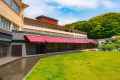 〈本館〉外観 〈本館〉外観