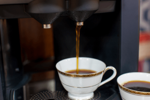 朝食後にはコーヒーをどうぞ