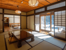 苅安・位山　離れ　＜日本の伝統技術が息づく合掌造り＞