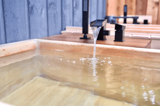 The TRee アウトドアバス