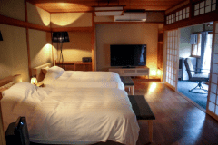 【109】庭園水面の特別室1階SW