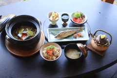 季節の土窯ごはん和膳