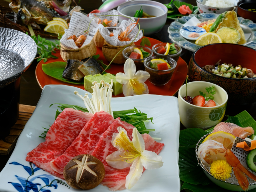 【夏のりんどう会席】ご当地ブランド牛「蔵王牛」しゃぶしゃぶと、夏の旬彩を味わうりんどう会席。 【夏のりんどう会席】ご当地ブランド牛「蔵王牛」しゃぶしゃぶと、夏の旬彩を味わうりんどう会席。