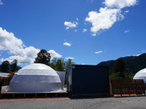 大地 -daichi-(B区画) 大地のようなふかふかのフロアマット。4人ゆったり泊まれます。