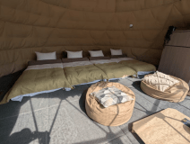 大地 -daichi-(B区画) 大地のようなふかふかのフロアマット。4人ゆったり泊まれます。