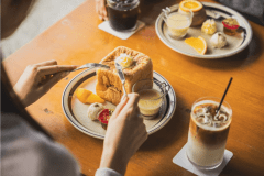 【12/1～新プラン】夕食は好きな料理を自分たちで！　朝食のみプラン（1泊朝食のみ）