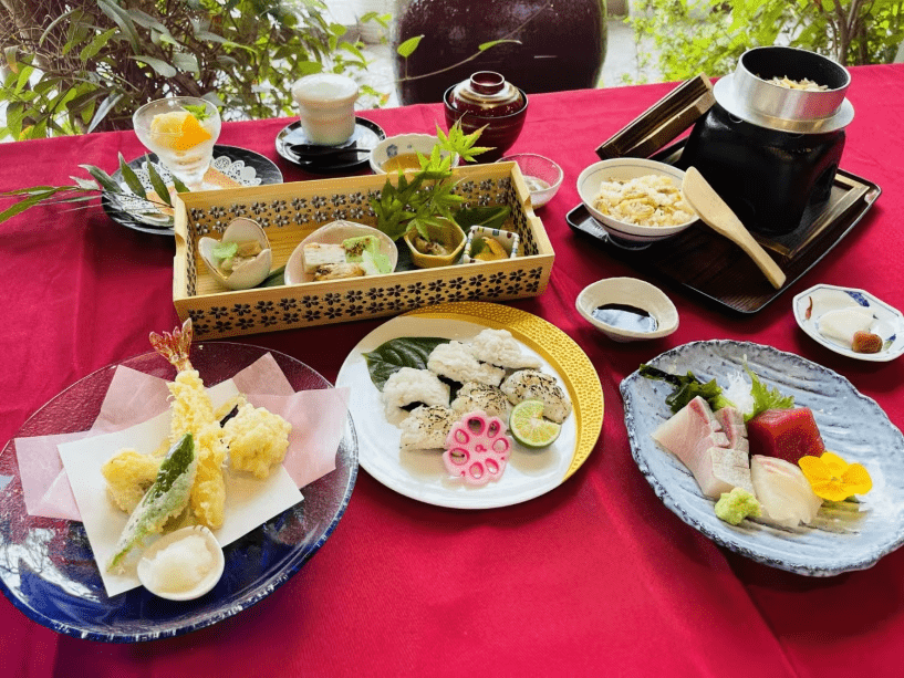 New！【夏の味覚】「日帰り温泉休憩8Hｘ昼食付き」　鱧湯引き＆鱧たたき盛合わせ会席ランチ&times;貸切風呂60分 「10：30-20：00までの間に 8時間休憩」　 温泉大浴場14：30～開放
