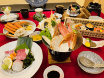 NEW！【冬の味覚】【2食付】蟹づくし会席と宮崎きなこ豚付和朝食」　自社サイト予約特典お一人様1000円OFFクーポン付き　　イン15：00～アウト11：00