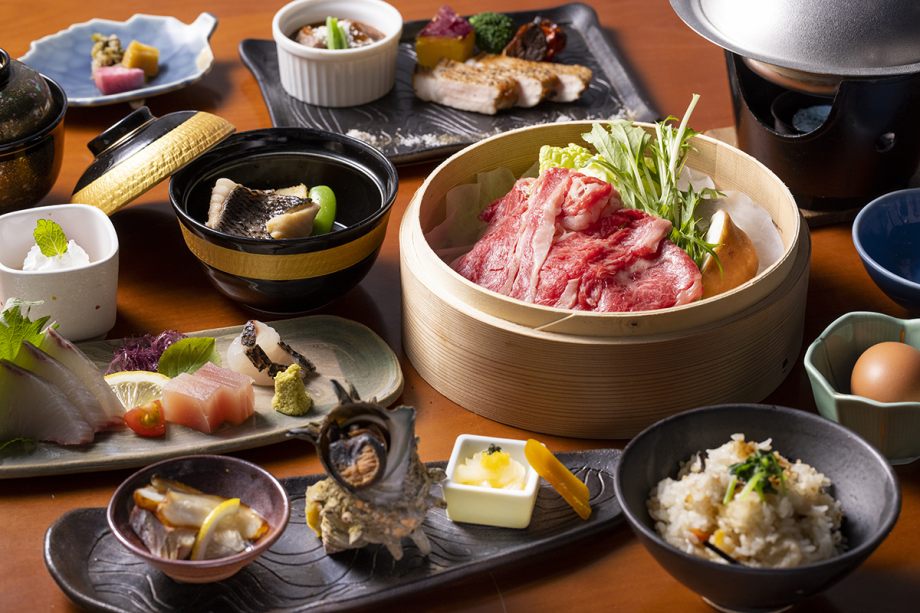 【グレードUP】メインは「和牛すき焼き」「五島の地魚盛り」山海の幸で贅を感じる会席料理