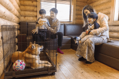 【1棟貸しコテージ：1階＋ロフト】当館ではコテージの当客室のみ「ワンちゃん」と一緒に宿泊が可能♪