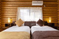 【1棟貸しコテージ：1階】50平米/バス付　ベッドスペース