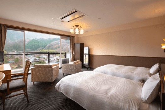 【渓流側】スーペリアツインルーム（禁煙）