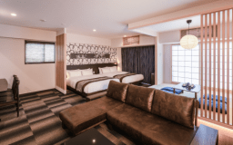 スイートルーム[光触媒コーティング済]（ダブルベッド&times;2／布団&times;2組）