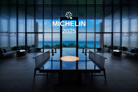 2025年10月8日、フランス・パリにて世界同時発表された「ミシュランガイド・ミシュランキーホテル」において、昨年に引き続き"1ミシュランキーホテル"として掲載されました 2025年10月8日、フランス・パリにて世界同時発表された「ミシュランガイド・ミシュランキーホテル」において、昨年に引き続き"1ミシュランキーホテル"として掲載されました