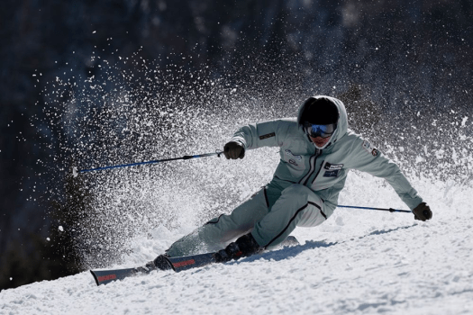 【スキー写真撮影講座】迫力あるスキー写真の撮影をご指導いたします