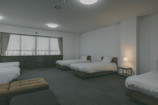 Western Room with 5 single beds - Toilet only