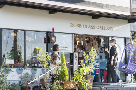 *【周辺散策】ROSEGLASSGALLERYでガラス工作体験