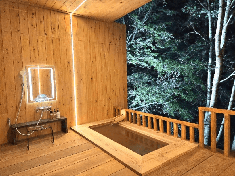 〈HP限定 6大特権付き〉新客室誕生☆金色泉露天風呂スイート｢蒼天｣｢蒼翠｣｢蒼禅｣！！総料理長厳選！【月舟会席】匠の技を持つ総料理長が、伝統の技術で創りあげる本格純和風会席をご堪能下さい