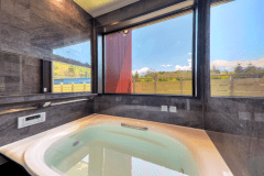 ＜ロイヤルレッド・A＞-ジャグジー・富士山ビュー・1棟貸切スイート-