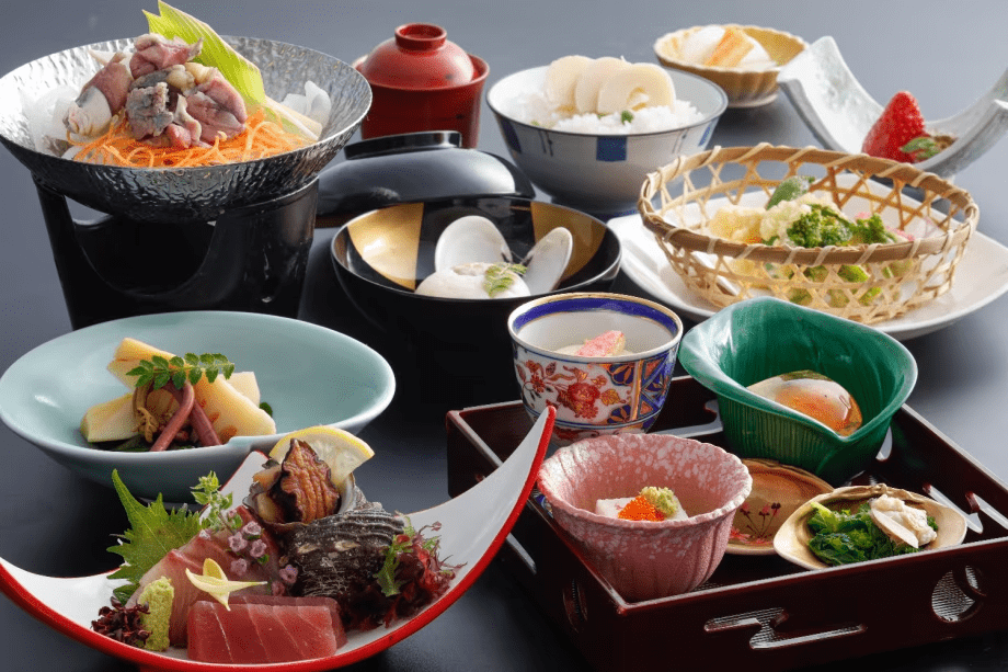 【春・少量美味懐石】山菜の天ぷらや筍など&hellip;食材の宝庫・丹後の春の味覚を量控えめで味わう！