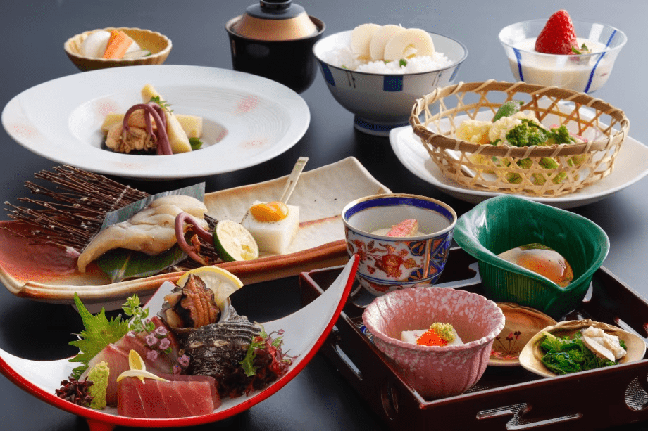 【春・スタンダード懐石】山菜の天ぷらや筍、真名鰹や蛤など&hellip;食材の宝庫・丹後の春の味覚を味わう！