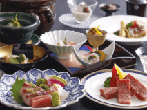 【春・スタンダード懐石】鮑柔らか蒸しや甘鯛と春野菜に黒毛和牛！食材の宝庫・丹後の春の味覚を味わう！