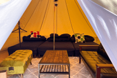 【Type　B】美山で過ごすグランピングテント【シングルベッド２台+セミダブルベッド1台】