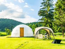 【早割60】FOREST SIDE｜ 憧れのドームテントで森時間を先どって味わうご褒美グランピング旅