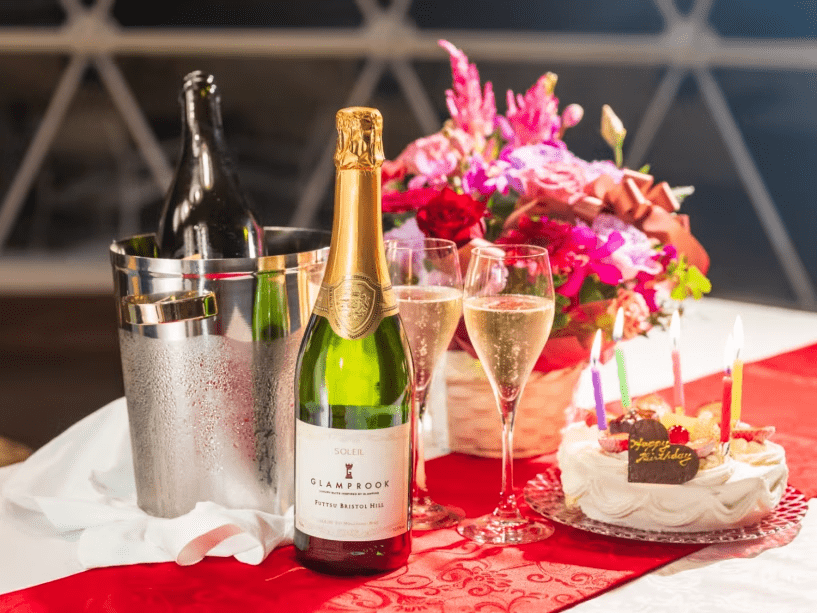 大切な人と過ごす島の記念日◆アニバーサリーケーキ＆GLAMPROOKオリジナルスパークリング付＜ホテル棟＞