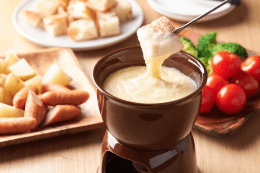 【1泊2食】〈クリスマスプラン〉あつあつチーズ料理＆ケーキを楽しむ🍰ホットワインで贅沢なひとときを🍷