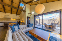 【素泊まり】＜simple stay＞由布岳の山麓、全国屈指の温泉と山並みを堪能するプライベートヴィラ「ときリゾート 由布院別邸」