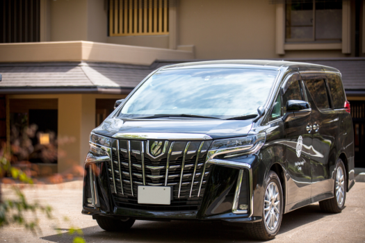 ホテルまで送迎いたします（ホテル送迎車で5分）