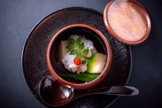 【ダイニング「清水茶寮」】牡丹鱧の清まし汁（イメージ）